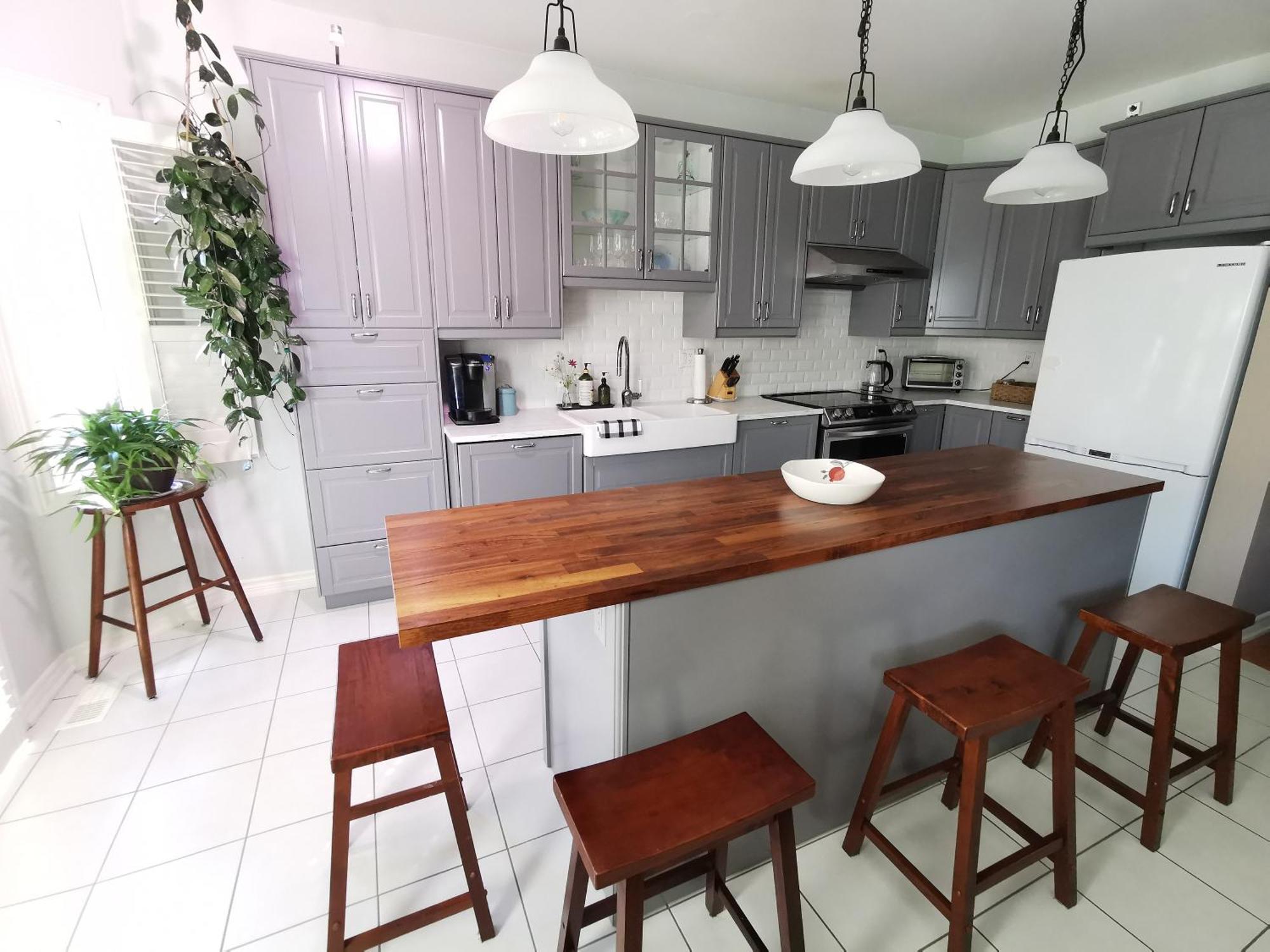 4 Bedroom 3 Washroom Charming Home In Markham With Warm Cozy Vibe Extérieur photo